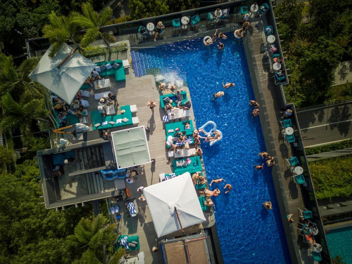 סינגפור The Outpost Hotel Sentosa By Far East Hospitality (Adults Only) מראה חיצוני תמונה Aerial view of the pool at the 101 Skybar