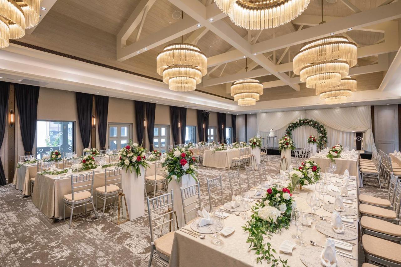סינגפור The Outpost Hotel Sentosa By Far East Hospitality (Adults Only) מראה חיצוני תמונה The ballroom at The Riverview
