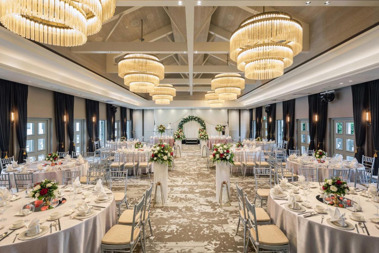 סינגפור The Outpost Hotel Sentosa By Far East Hospitality (Adults Only) מראה חיצוני תמונה The ballroom at The Riverview Hotel