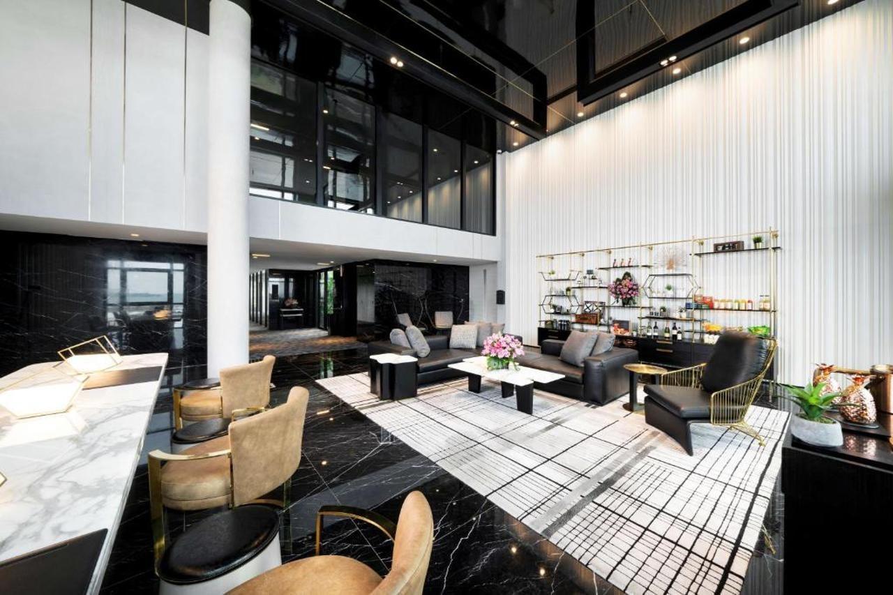 סינגפור The Outpost Hotel Sentosa By Far East Hospitality (Adults Only) מראה חיצוני תמונה The interior of the lounge